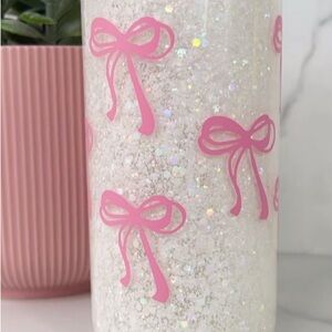 Pink Bow Party snow globe Tumbler